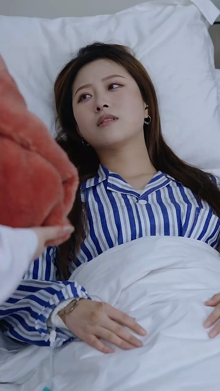 叶少的假面毒妻 第09集